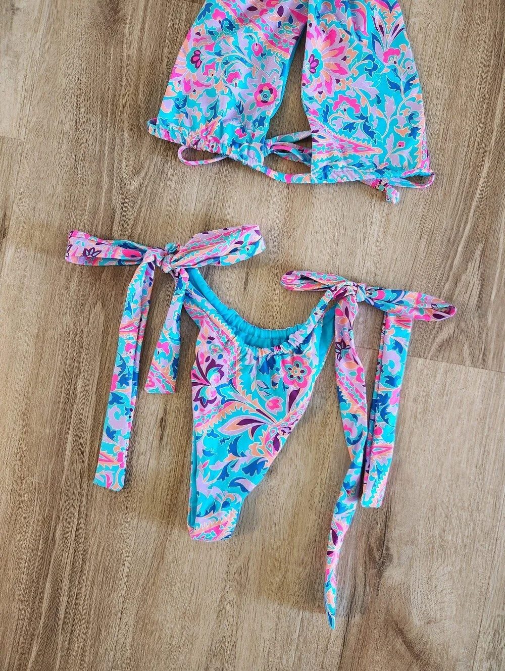 Frankies Bikinis Blue Scarf Print Cupid Top & Willow Bottom Bikini Set MEDIUM